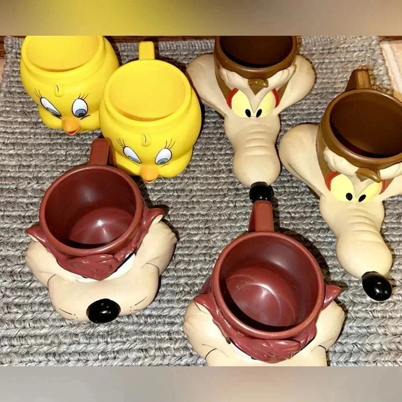 9 count Vintage Looney Tunes Warner Brothers Character Drinking Cups Mugs 3D - Picture 11 of 12